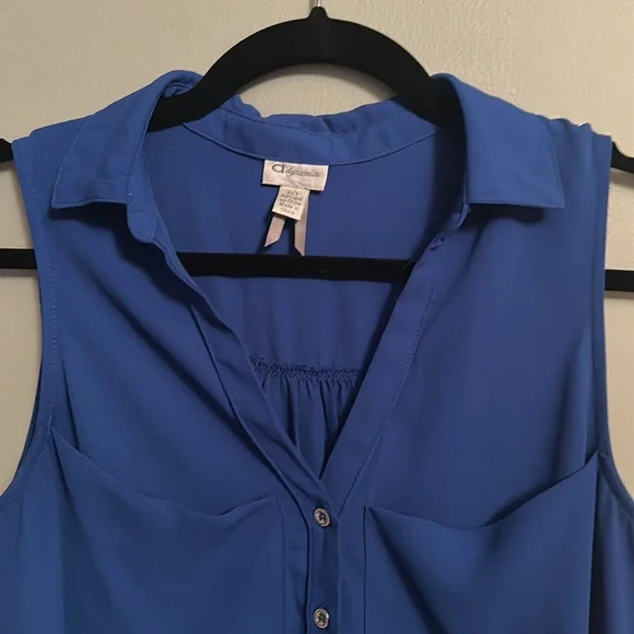 Dynamite Tank Top 💙 - Picture 2 of 4